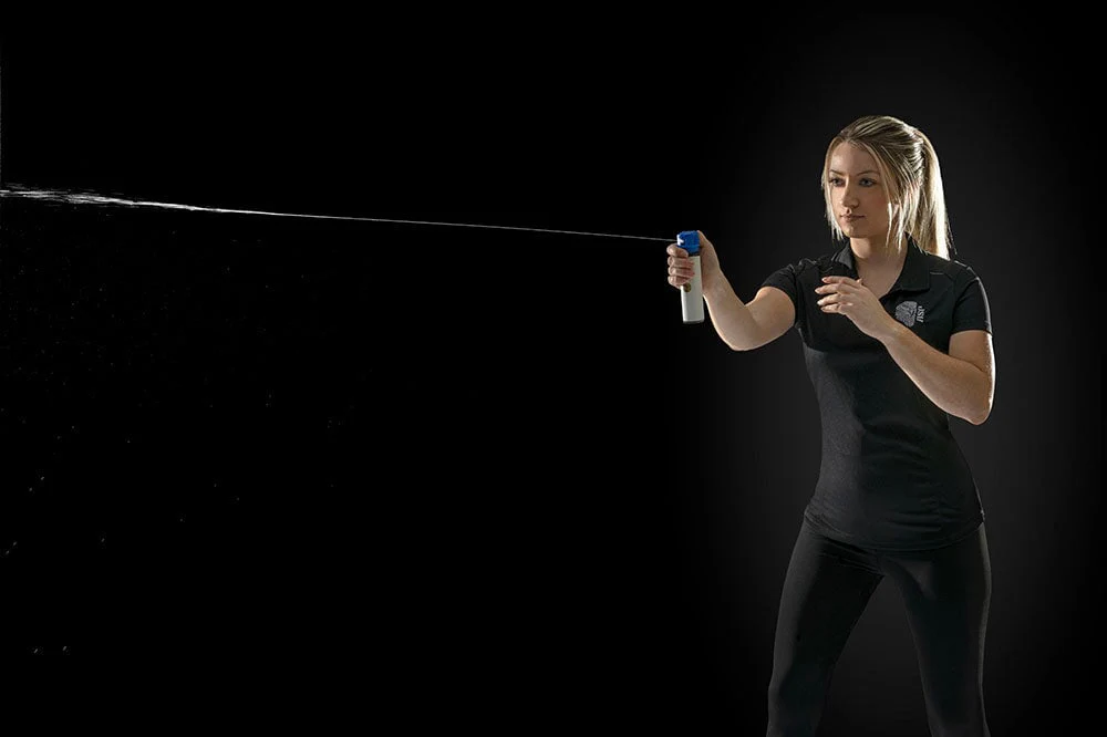 NEW Defender LE Inert Trainer, Gel - Image 6